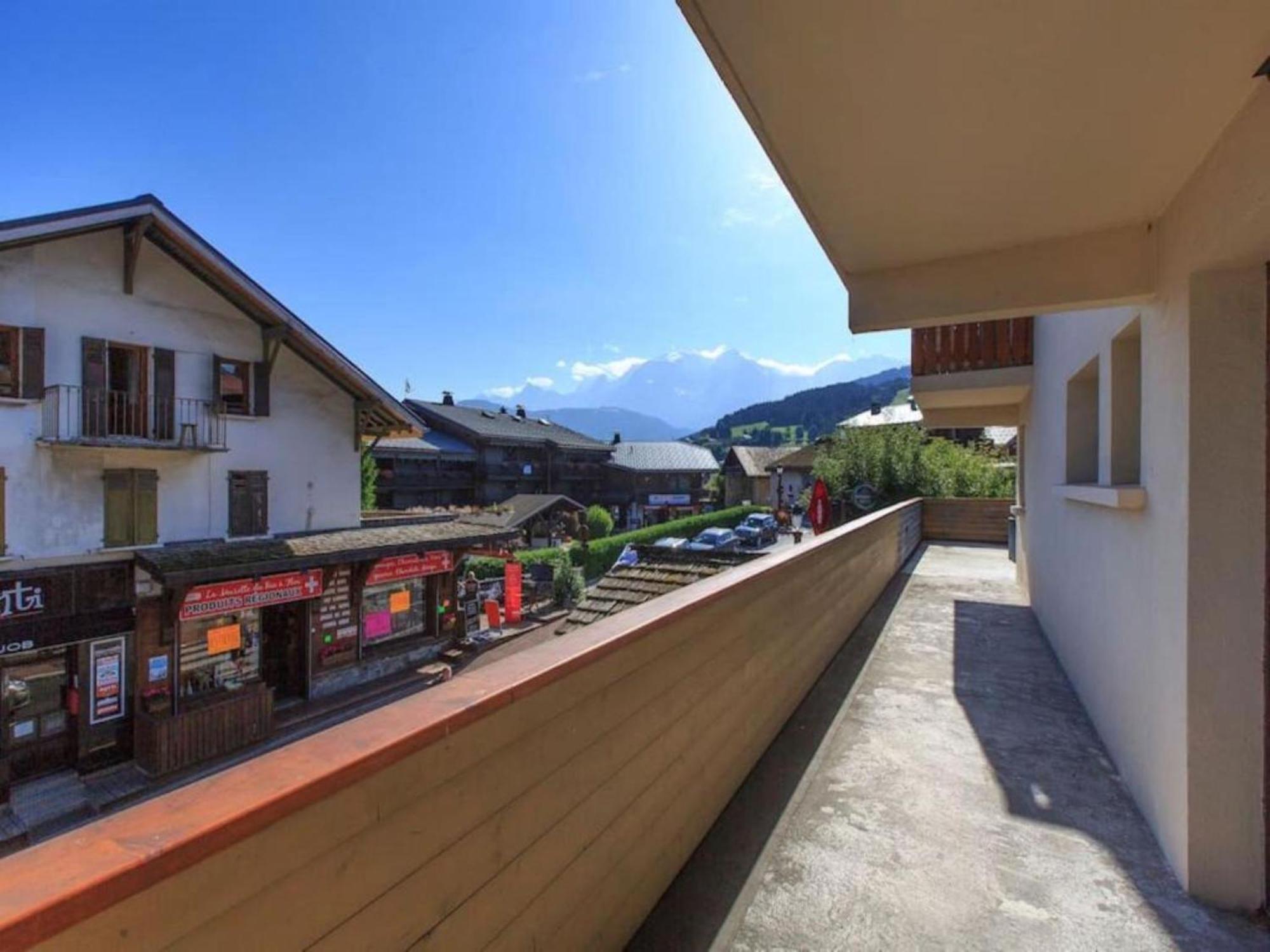 Les Aiguilles De Warens Aparthotel Combloux Exterior foto