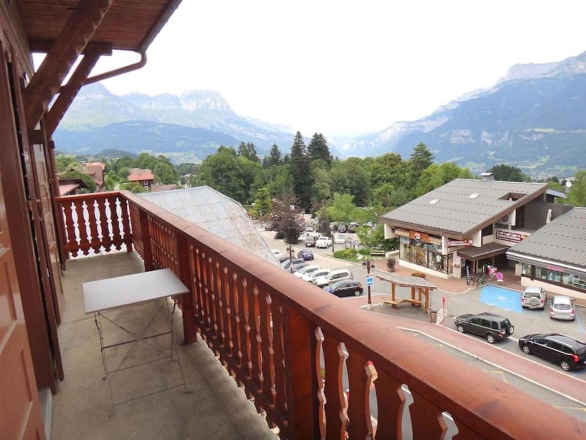 Les Aiguilles De Warens Aparthotel Combloux Exterior foto