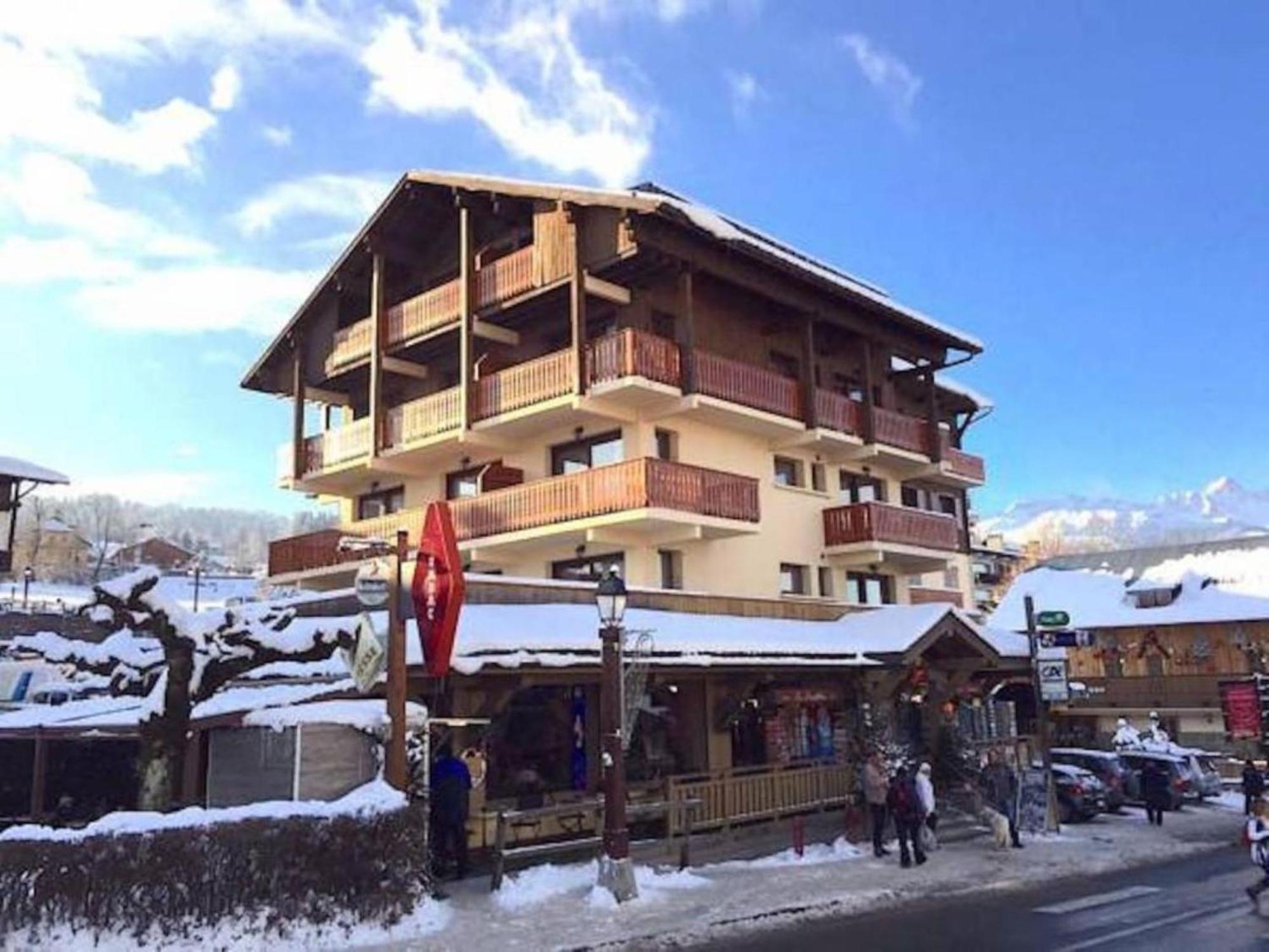 Les Aiguilles De Warens Aparthotel Combloux Exterior foto